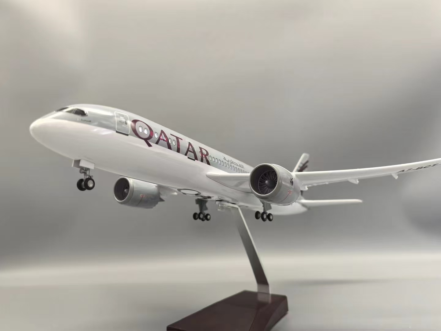 47cm 1/130 Schaal Qatar B787 R - Home Decor Qatar recensie en prijs