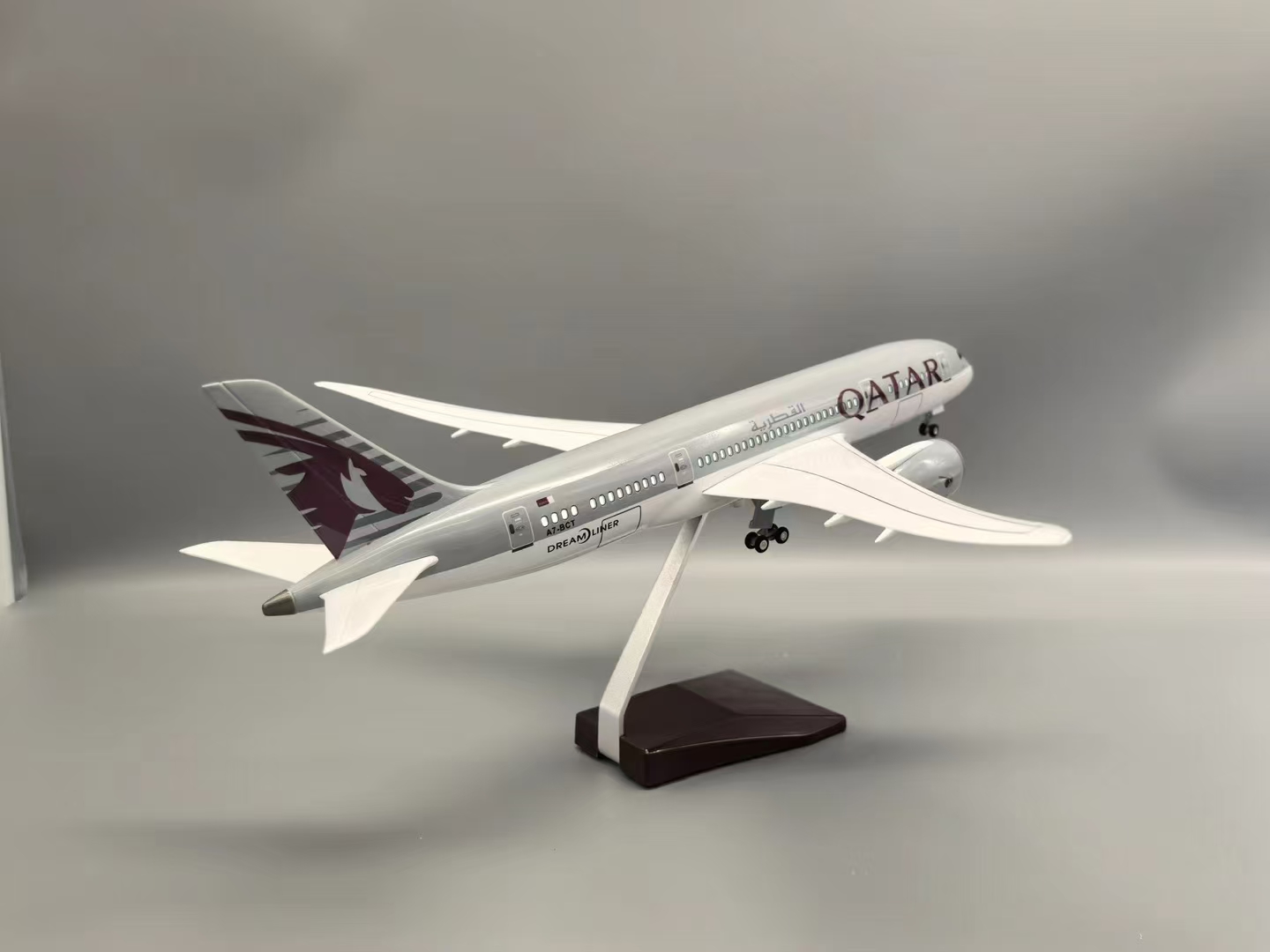 47cm 1/130 Schaal Qatar B787 R - Home Decor Qatar recensie en prijs