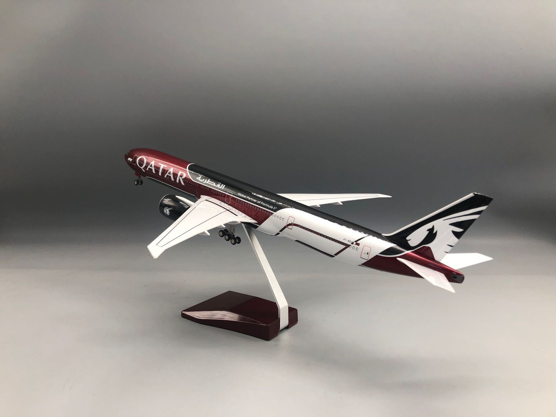 Voor B777-300 Qatar Modelvlieg - Home Decor Qatar recensie en prijs