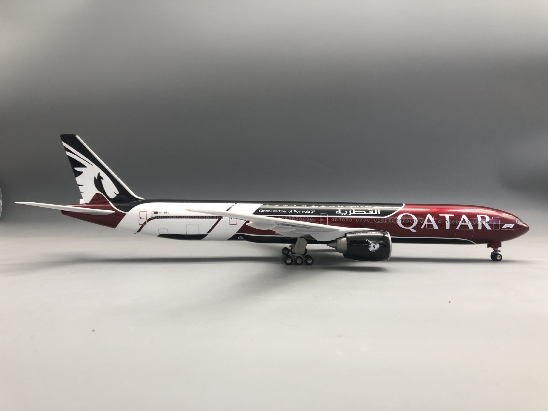 Voor B777-300 Qatar Modelvlieg - Home Decor Qatar recensie en prijs